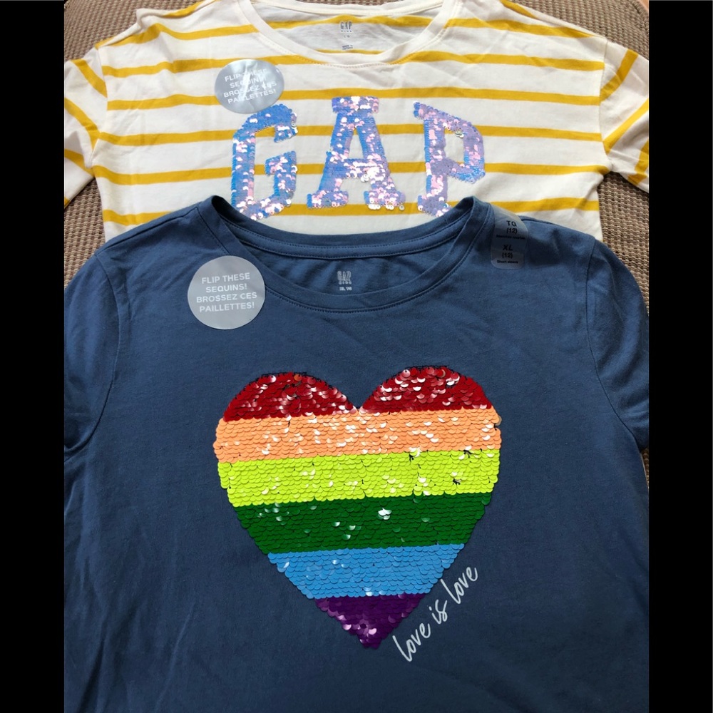 🍒3/30$.🆕 Kids 100% Cotton Flippy Sequin Graphic T-Shirts. Bundle of 2.